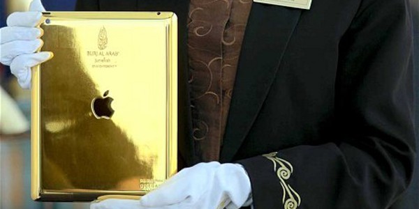 gold ipad offered by burj al arab