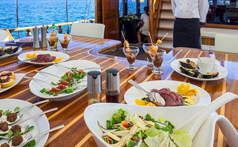 Five Start Menu for Dubai Yacht Party