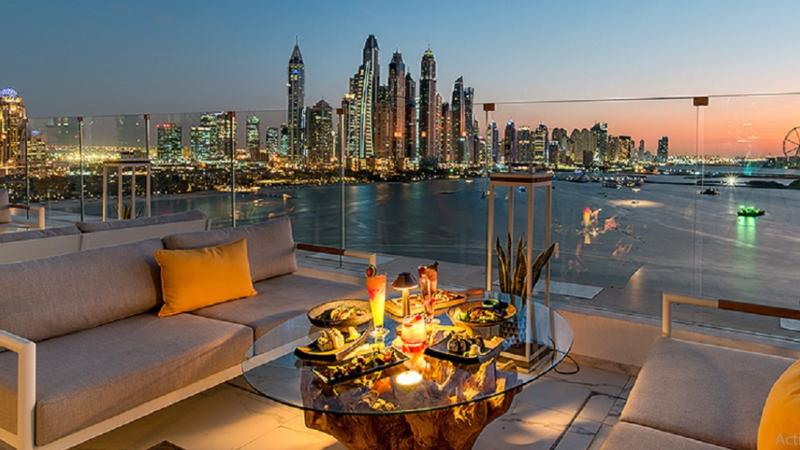 Dining in Dubai