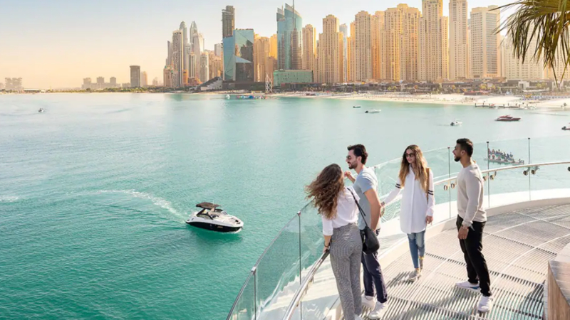Exploring Dubai with luxurious experience