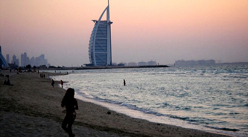 Stinking Dubai Beaches